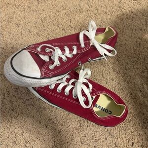Converse Burgundy Sneakers